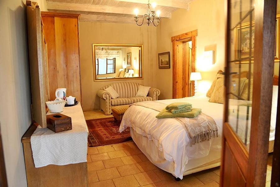 Thandile Country Country house