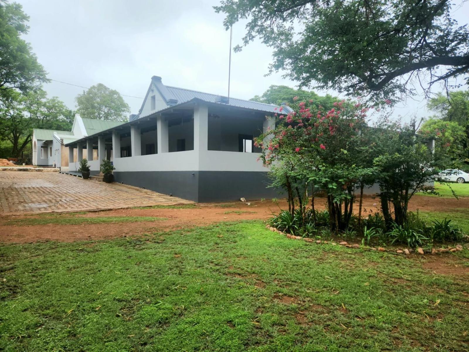 Thandile Country * Bela-Bela